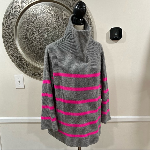 Autumn Cashmere Brenton Striped Funnel Neck sweater - Size M - Picture 3 of 8